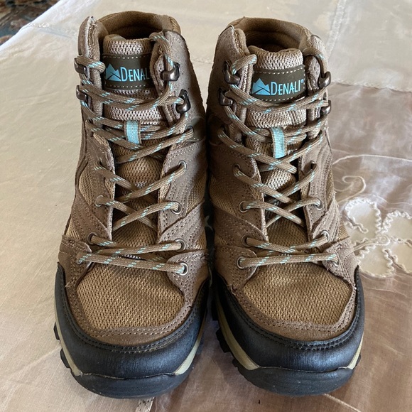 Denali Shoes - Denali Hiking Boots